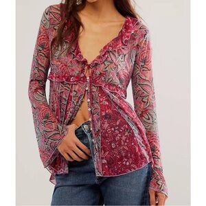 NWT FREE PEOPLE
Wildest Dreams Tunic in Raspberry Combo Size S.